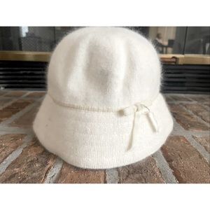 White Gap Bucket Hat